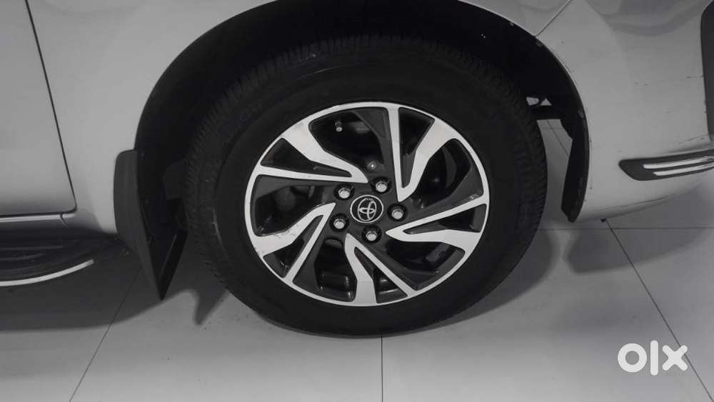 Toyota Innova Crysta