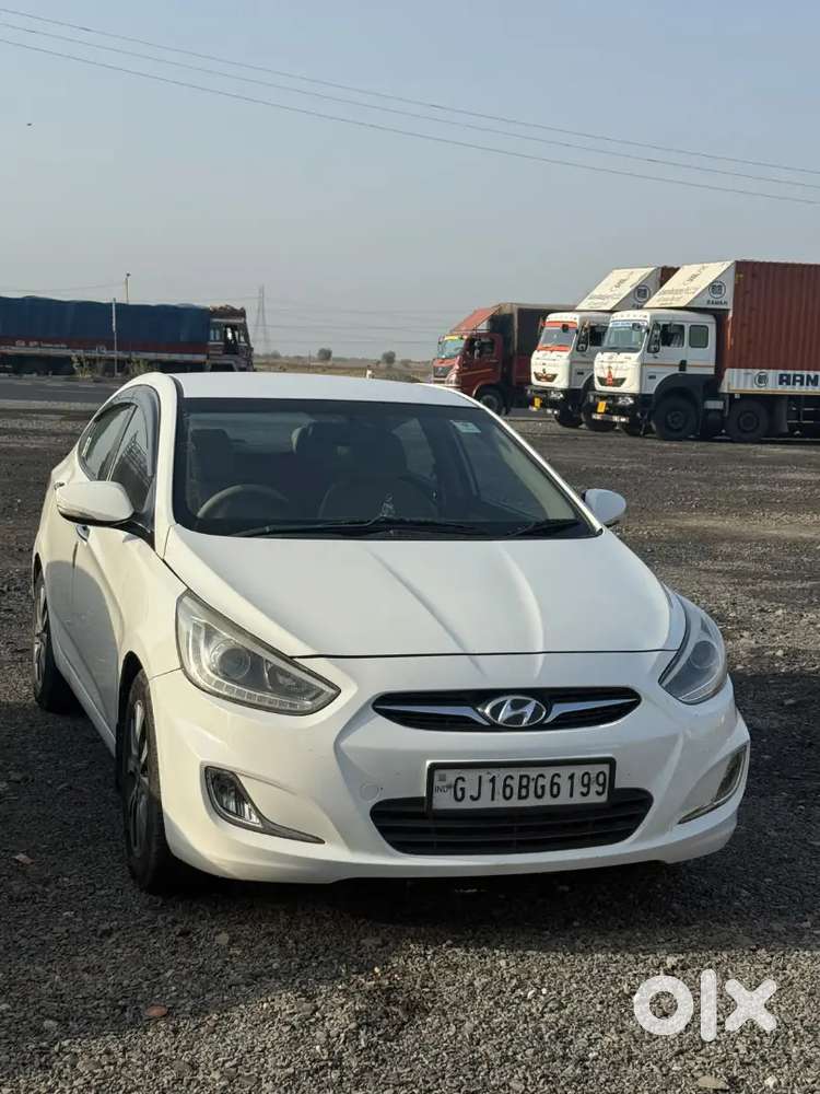 Hyundai Verna Sx Crdi 2013 Model