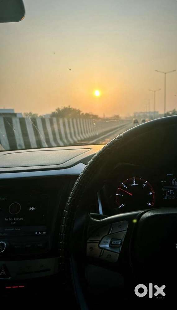 Mahindra Xuv300 W6 Diesel 2021  Sunroof  New Tyres  Best Condi.