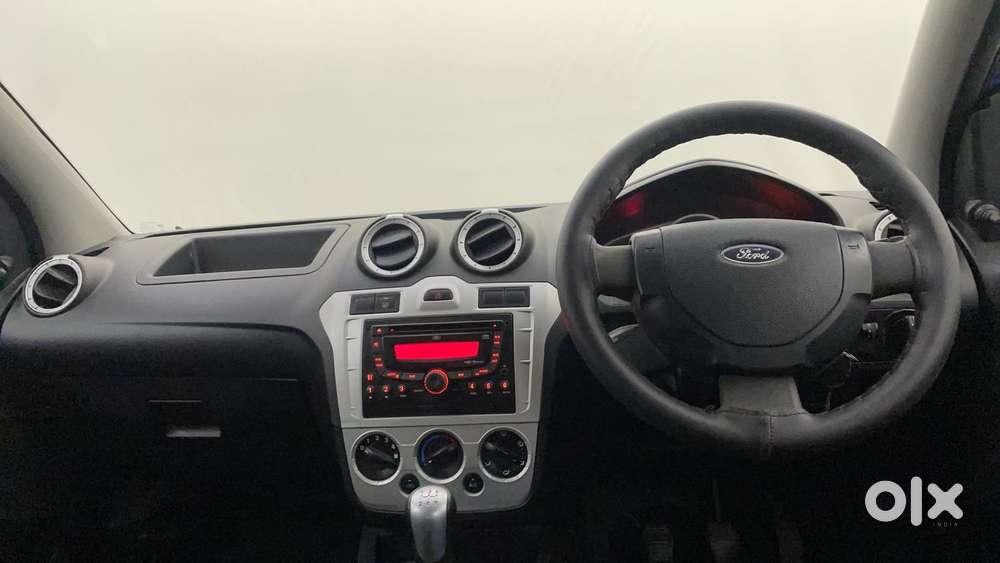 Ford Figo 2010-2012 Petrol Zxi, 2013, Petrol