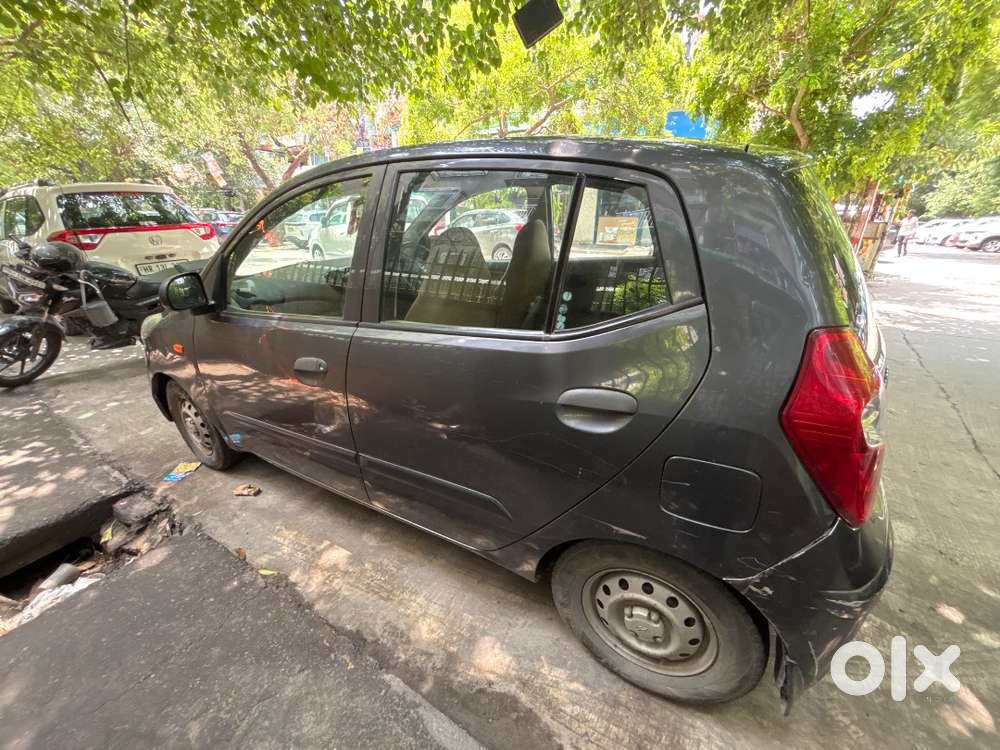 I10 Era 1.1 Running Condition 2012 Petrol+cng On Paper