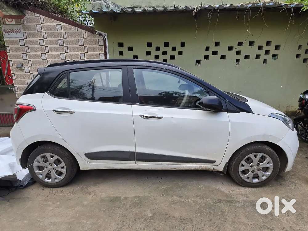 Hyundai Grand I10 Sportz 2015