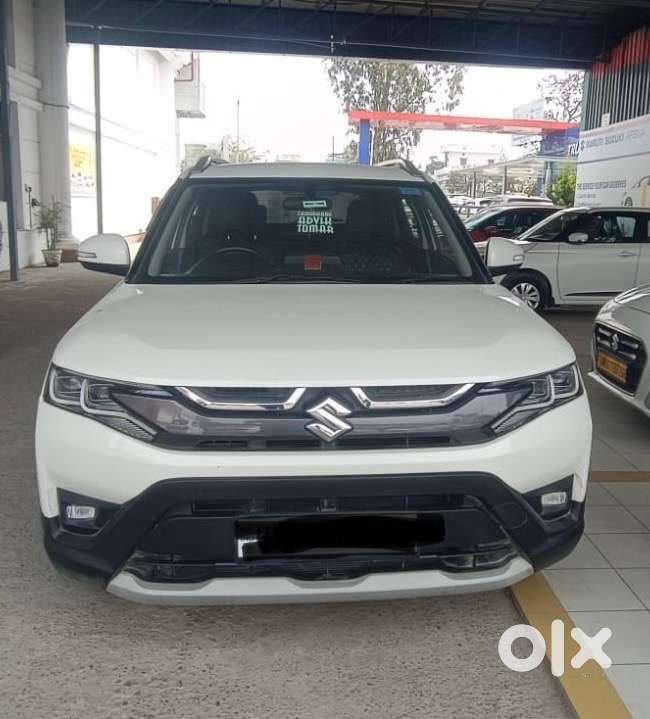 Maruti Suzuki Brezza Petrol Well Maintained