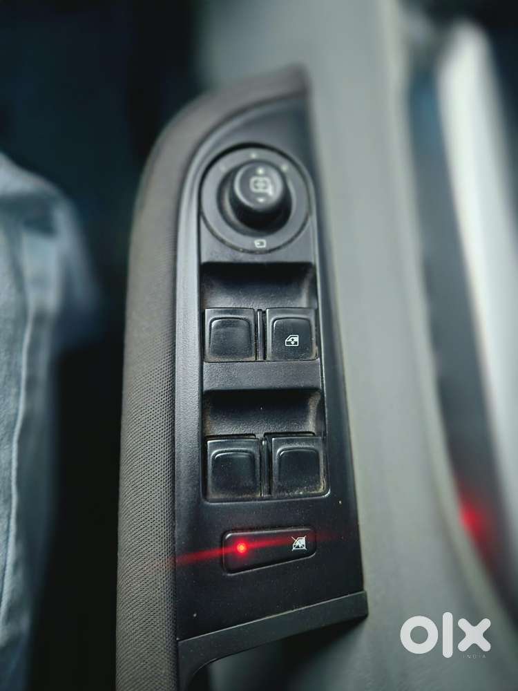 Tata Altroz Xz, 2021, Petrol
