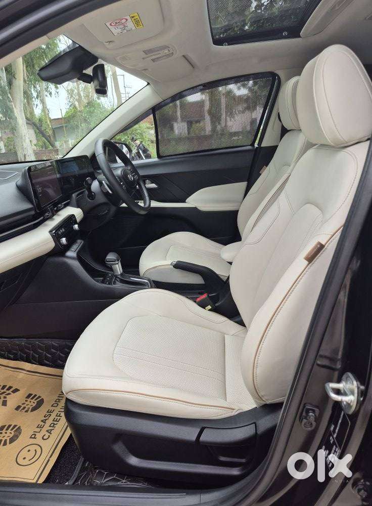 Hyundai Verna 1.5 Sx (o) Vtvt Ivt, 2023, Petrol