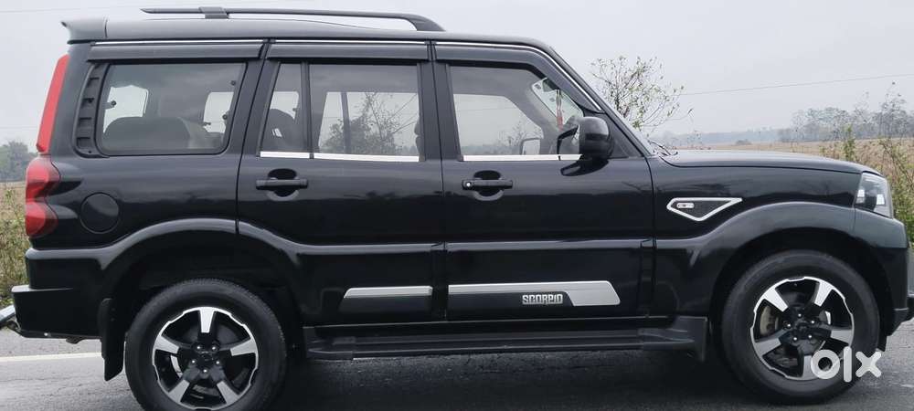 Mahindra Scorpio Classic, 2023, Diesel