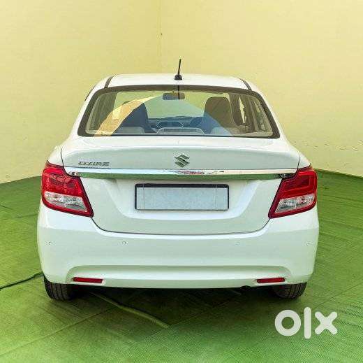 Maruti Suzuki Dzire 1.2 Lxi, 2022, Petrol