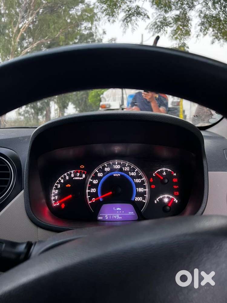 Hyundai 2016 Manual Petrol Car