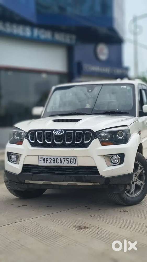 Mahindra Scorpio S10 2018 Diesel
Less Driven 98000 Km Driven
Top Model