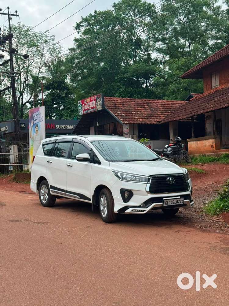 Toyota Innova Crysta 2017
