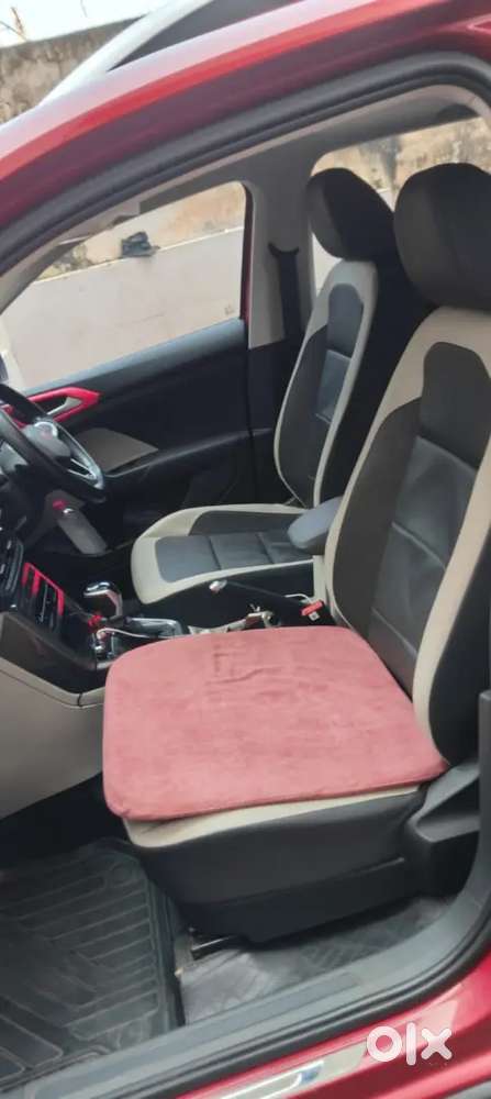 Vw Taigun Topline, Automatic With Beautiful Interiors And Ventilated