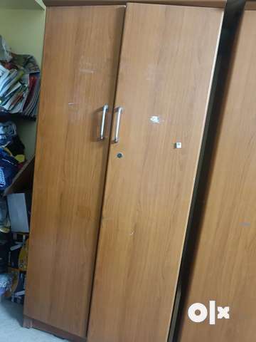 Olx on sale wooden wardrobe