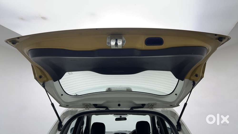 Maruti Suzuki Vitara Brezza Zdi+ Dual Tone Mt, 2017, Diesel