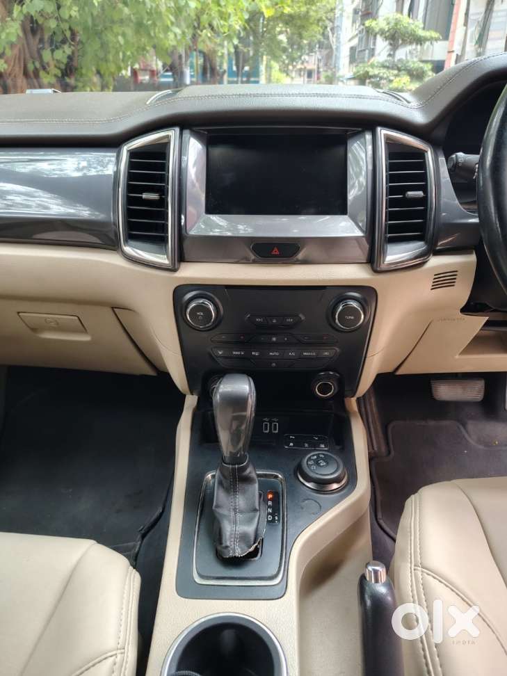 Ford Endeavour 3.2 Titanium At 4x4, 2016, Diesel
