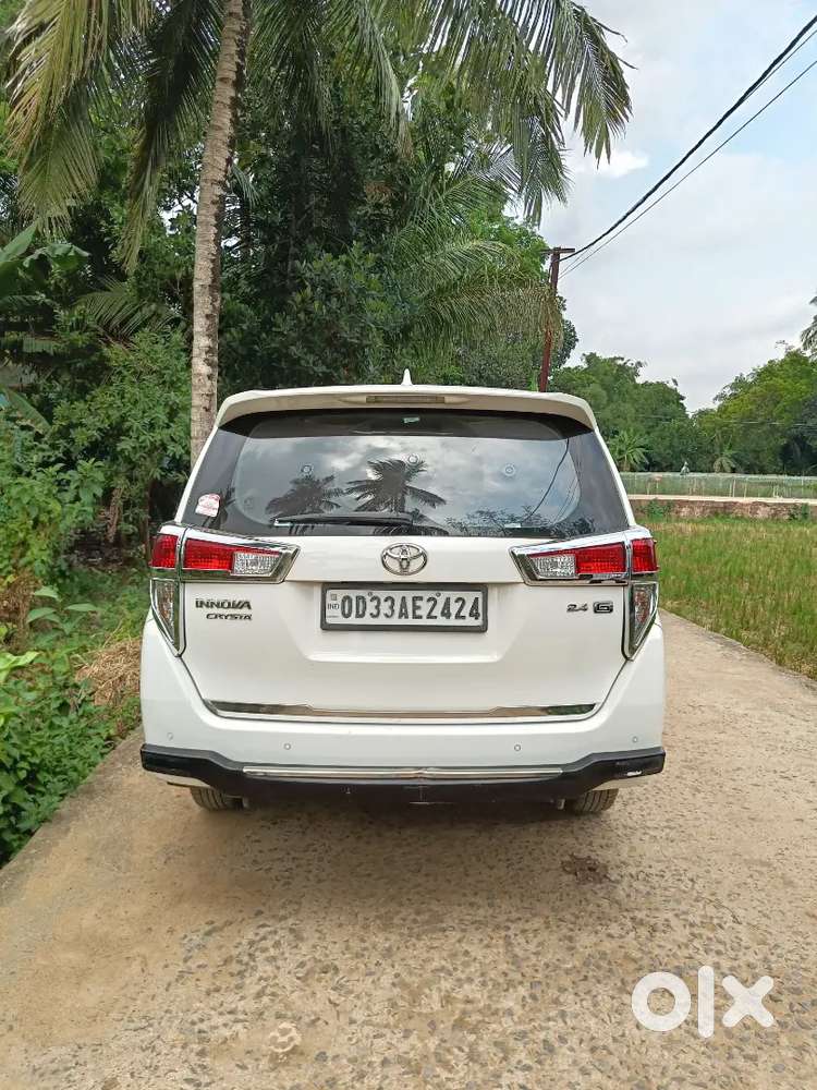 Toyota Innova Crysta 2022 Diesel 52000 Km Driven