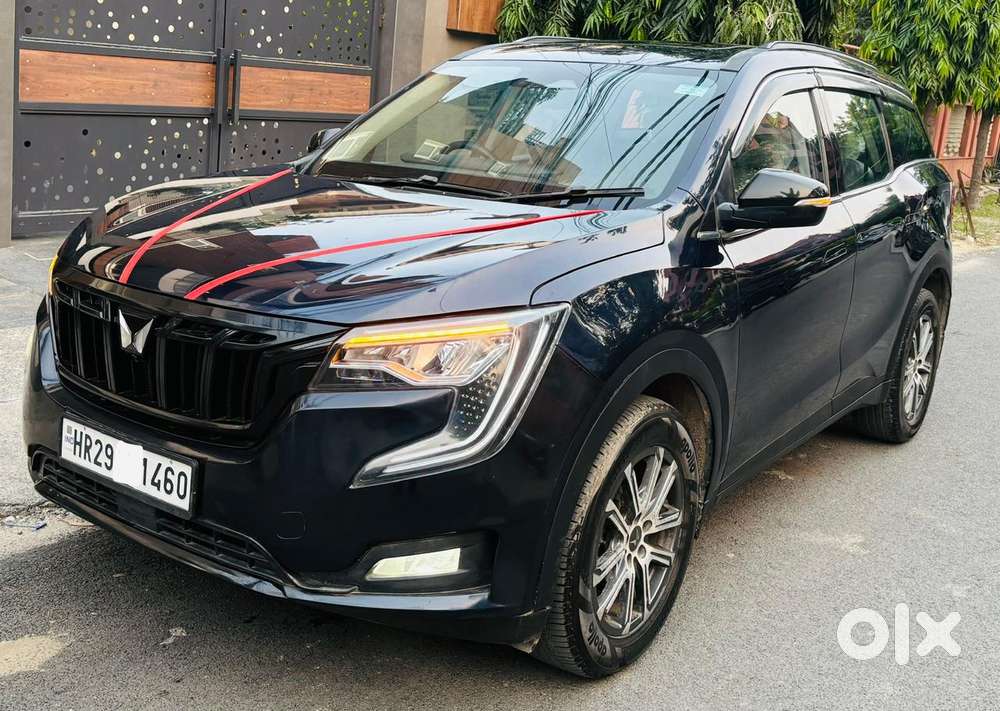 Mahindra Xuv700 2.0 Ax 7 Petrol At Str, 2022, Petrol