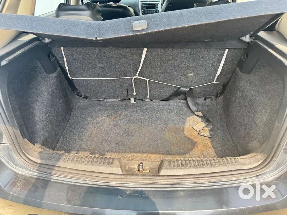 Volkswagen Polo 2016 Petrol 154000 Km Driven