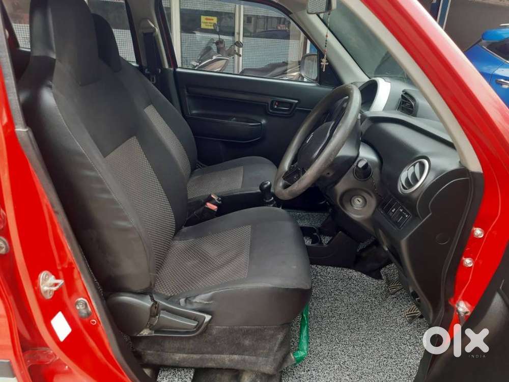 Maruti Suzuki S-presso Vxi Plus, 2022, Petrol