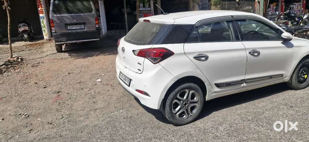 Hyundai I20 2017 Diesel 92500 Km Driven