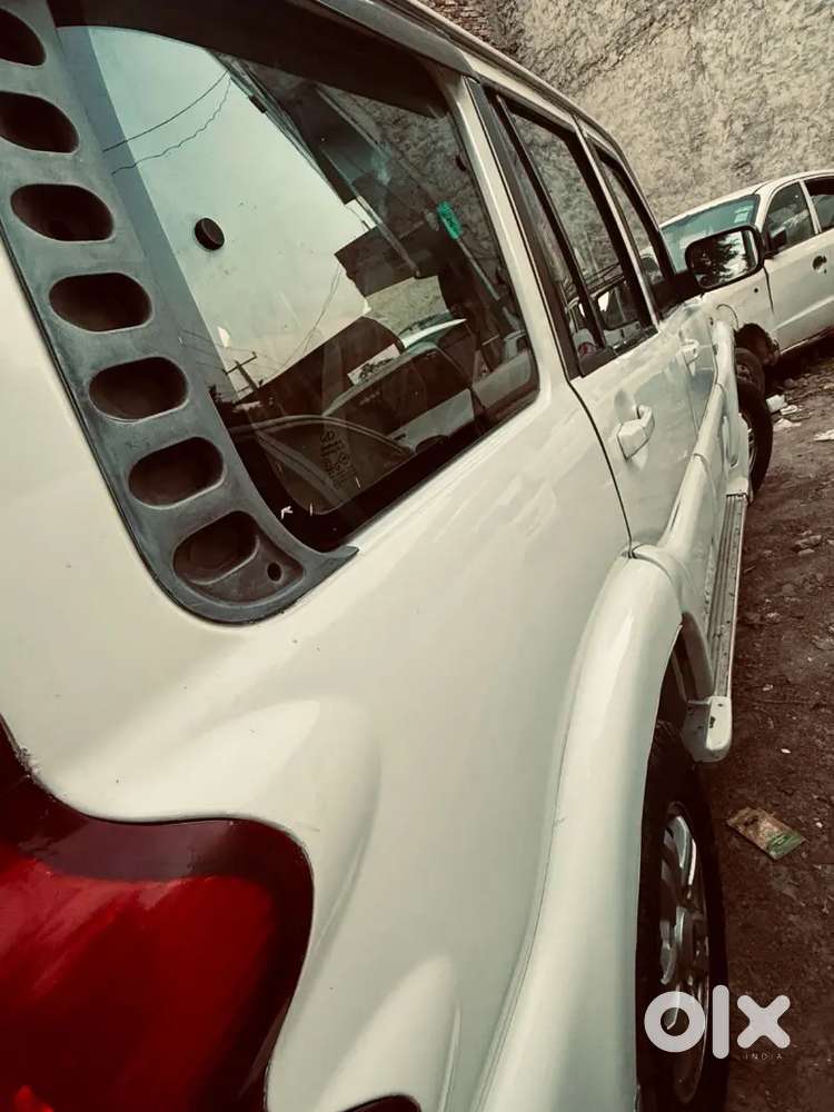 Mahindra Scorpio 2013 Diesel 80000 Km Driven