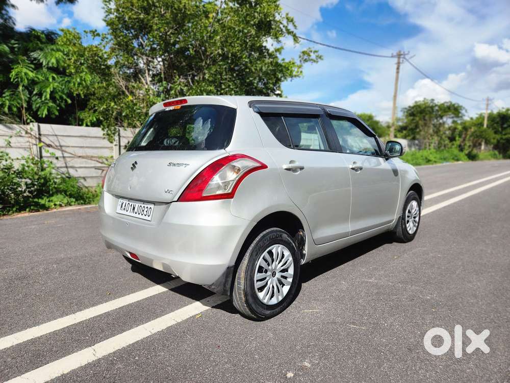 Maruti Suzuki Swift VXI with ABS, 2011, Petrol