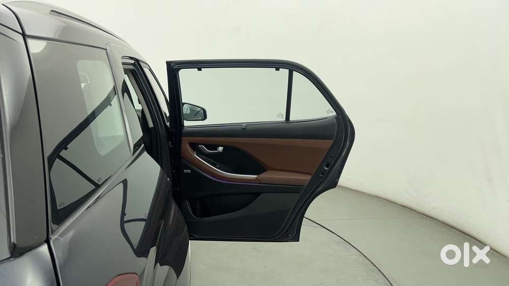 Hyundai Alcazar 1.5 Signature (o) Diesel At 7 Str, 2023, Diesel