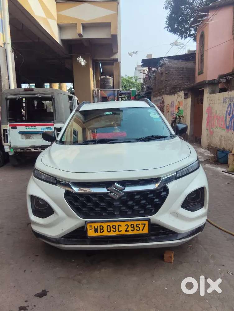 Maruti Suzuki Fronx 2026 Cng & Hybrids 30000 Km Driven