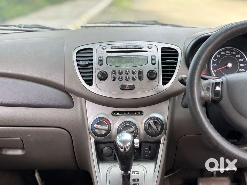 Hyundai I10 Asta Sunroof At, 2011, Petrol