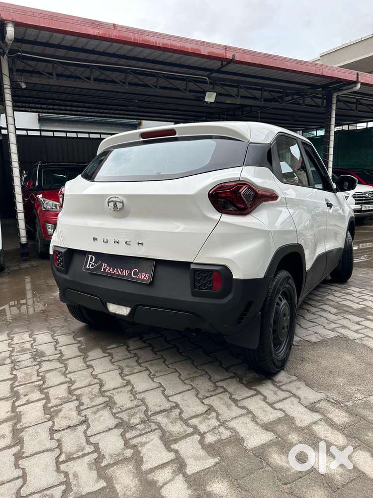 Tata Punch Pure, 2022, Petrol