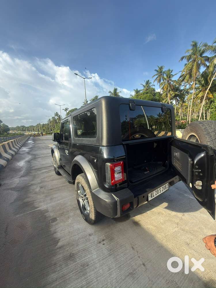 Mahindra Thar Petrol 2023