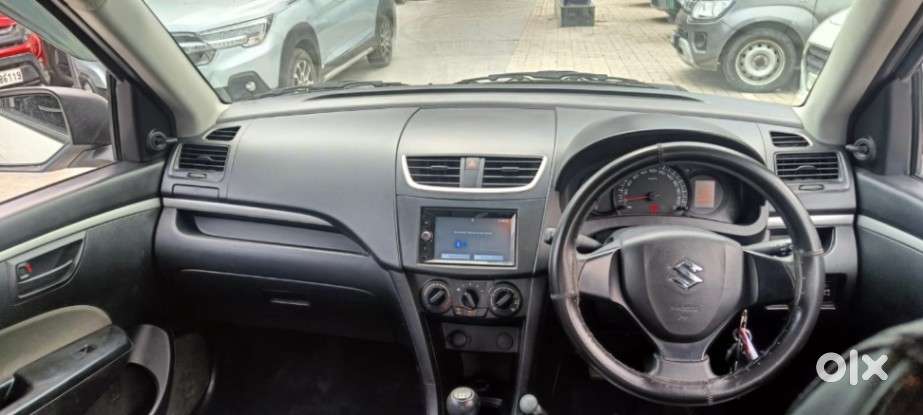 Maruti Suzuki Swift Lxi, 2017, Petrol