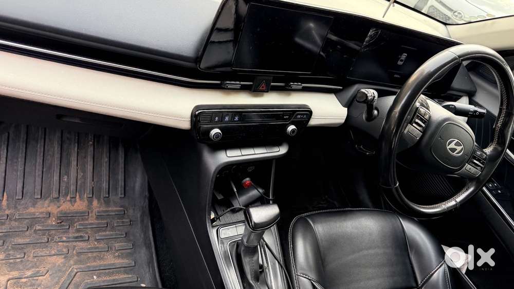 Hyundai Verna Sx(o) Petrol At, 2023, Petrol