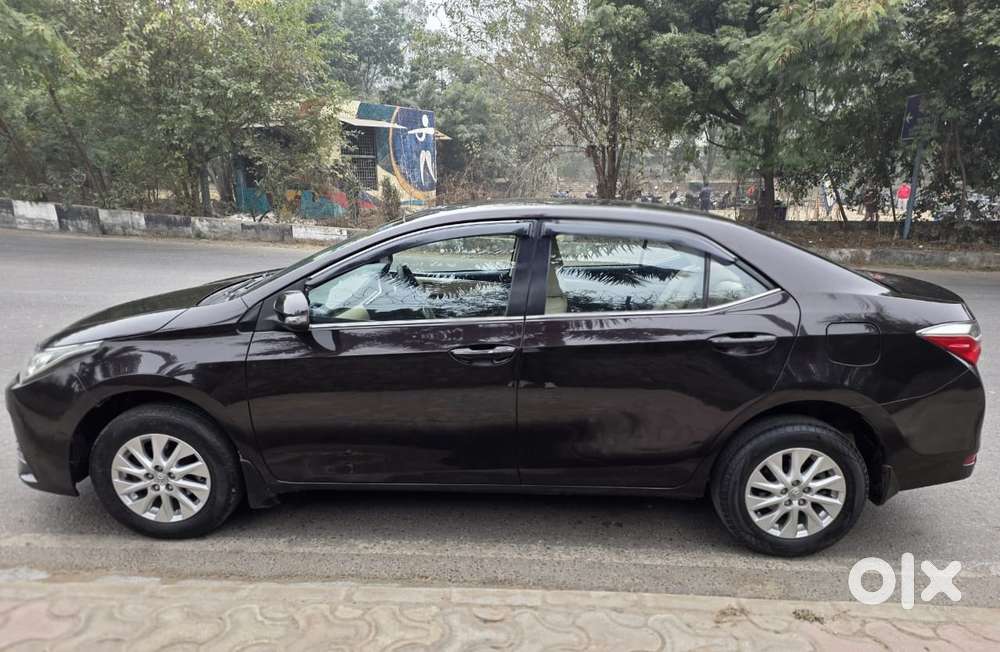 Toyota Corolla Altis 1.8 G Cvt, 2017, Petrol