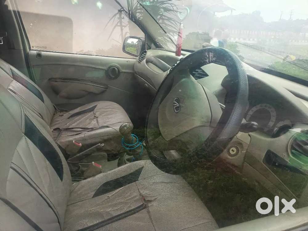 Mahindra Quanto 1.5 C6 2013
