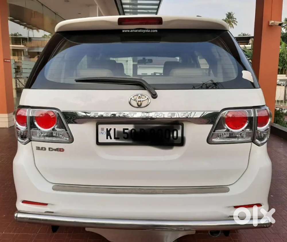 Toyota Fortuner 2012