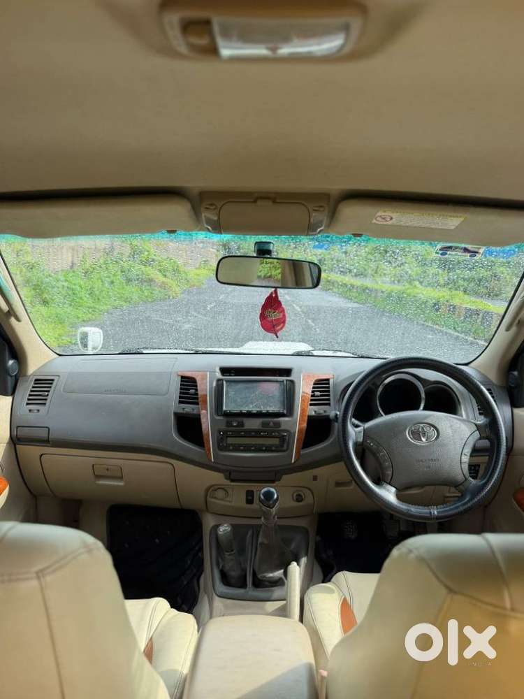 Toyota Fortuner 3.0 4x4 Manual, 2010, Diesel