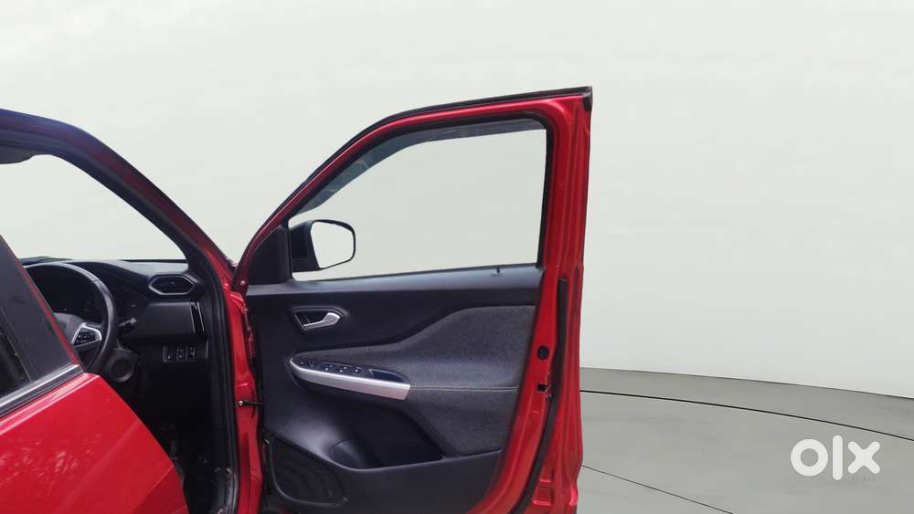 Nissan Magnite 1.0 Xv Premium Turbo Dual Tone, 2022, Petrol