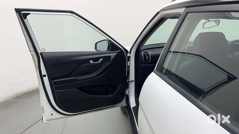 Hyundai Creta 1.5 S Plus Knight Petrol, 2023, Petrol