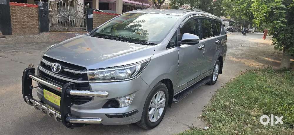 Toyota Innova Crysta 2020