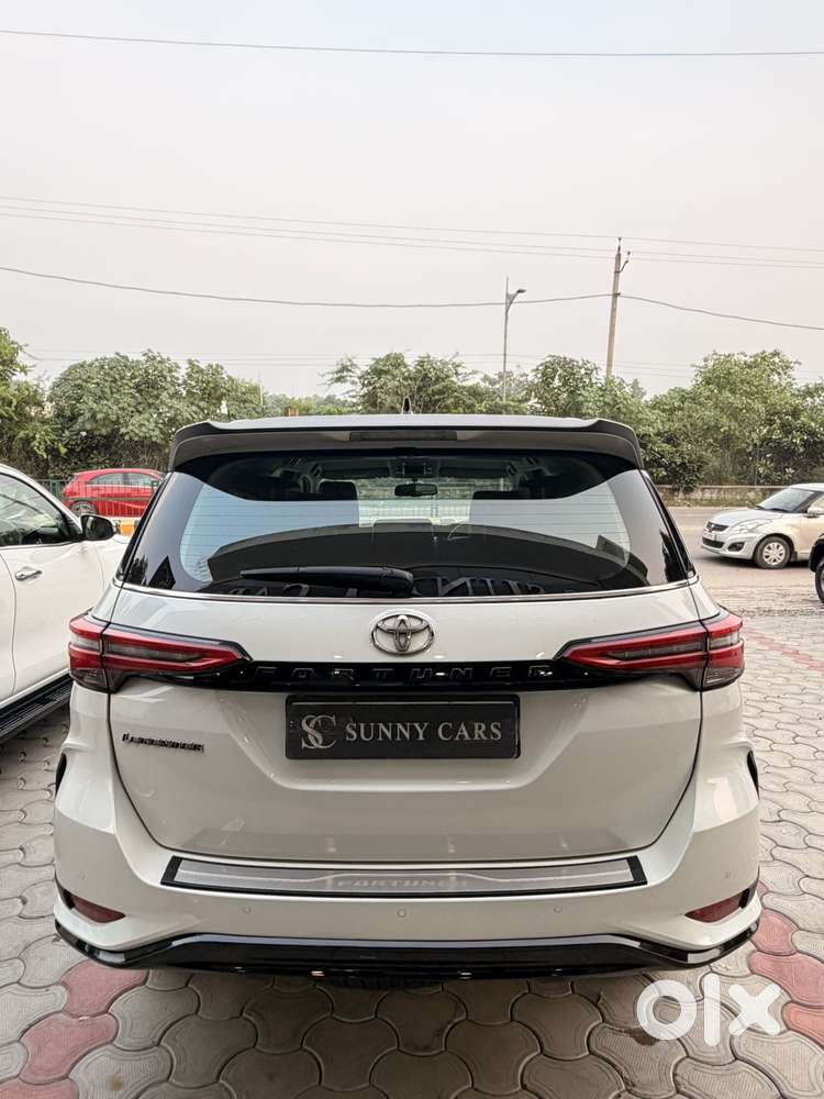 Toyota Fortuner Leader Edition (at), 2021, Diesel