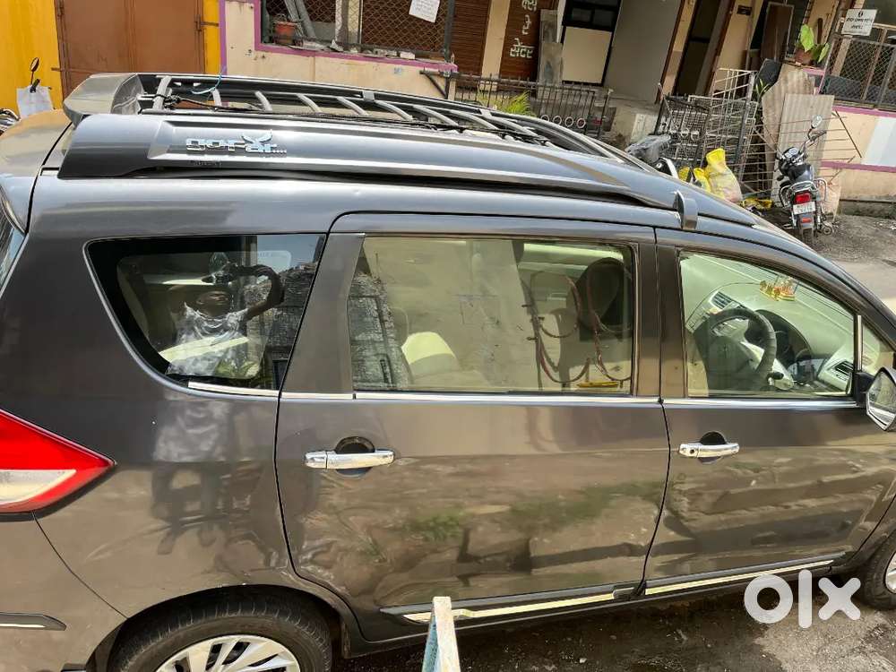 Maruti Ertiga Grey