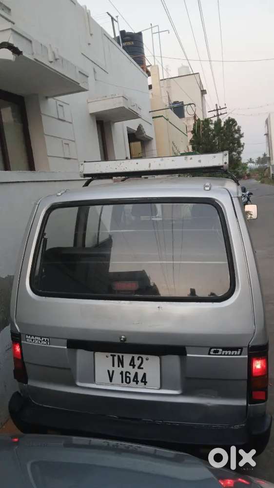 Maruti Suzuki Omni 2011
