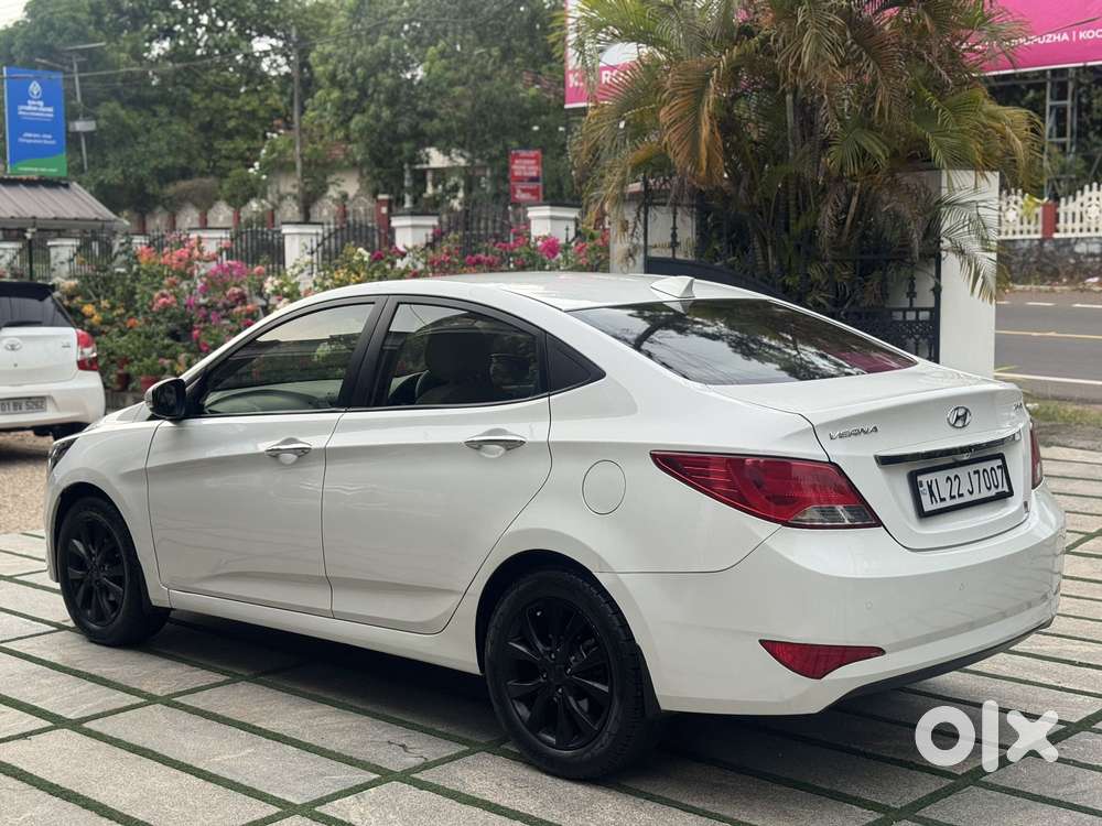 Hyundai Verna 1.6 Sx (o) Crdi At, 2017, Diesel