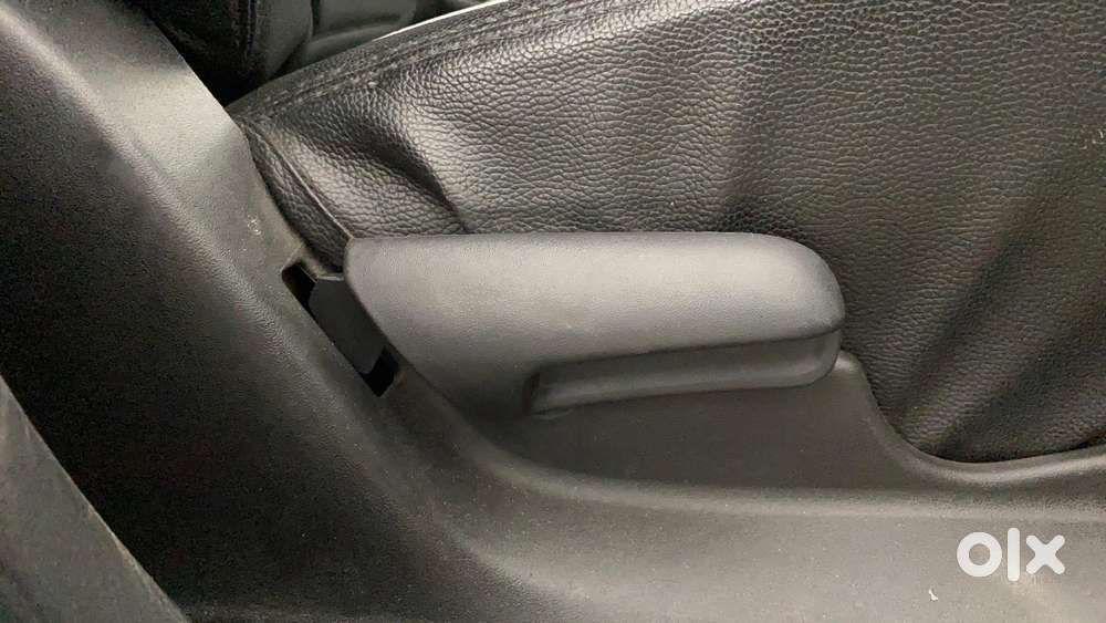 Maruti Suzuki Vitara Brezza 1.5 Lxi, 2020, Petrol