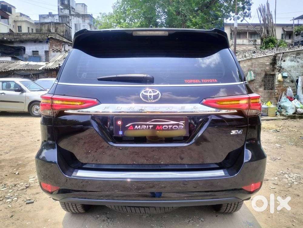 Toyota Fortuner 4x4 Mt 2.8 Diesel, 2025, Diesel