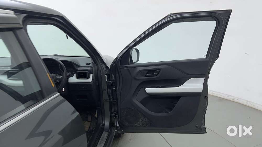 Tata Punch Pure, 2022, Petrol