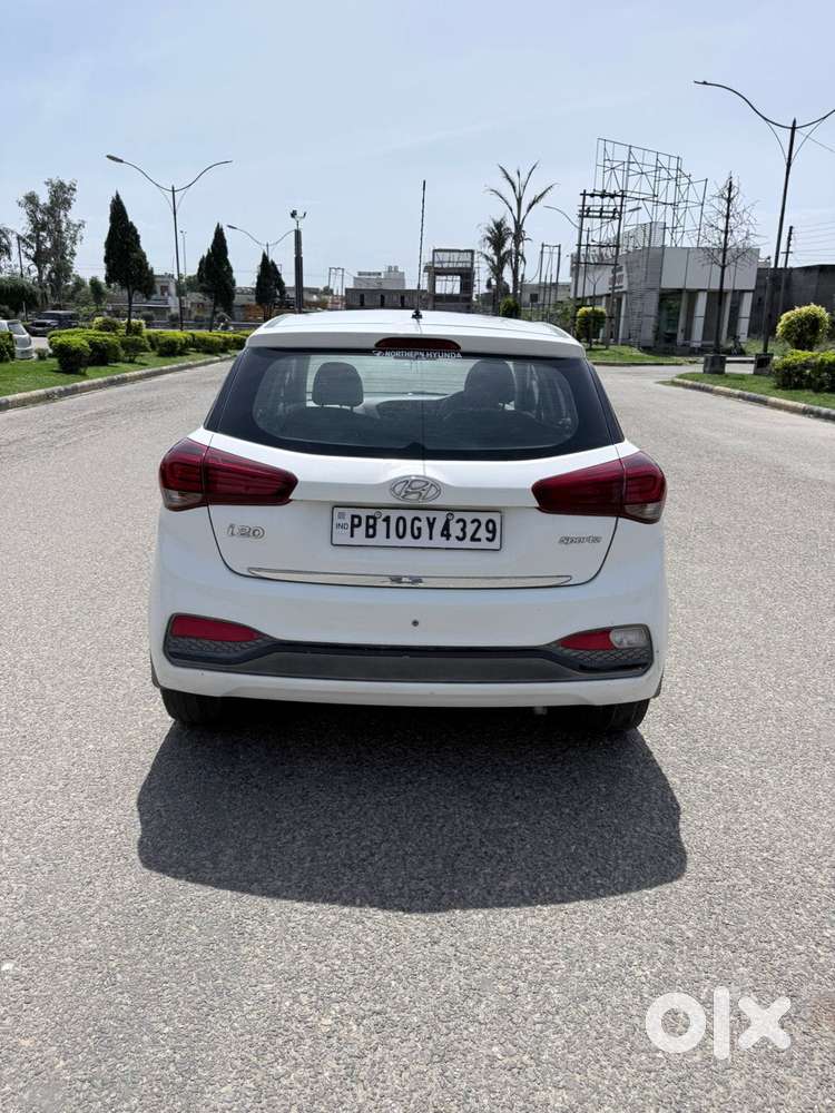 Hyundai I20 E 2018, 2018, Petrol