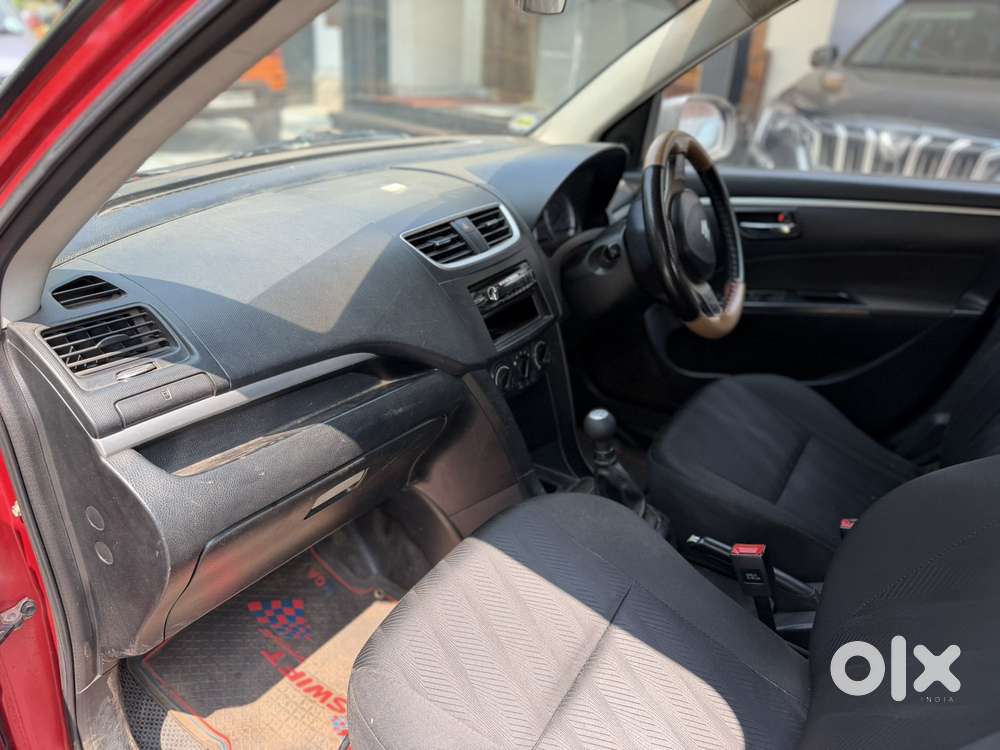 Maruti Suzuki Swift Vxi + Manual, 2013, Petrol