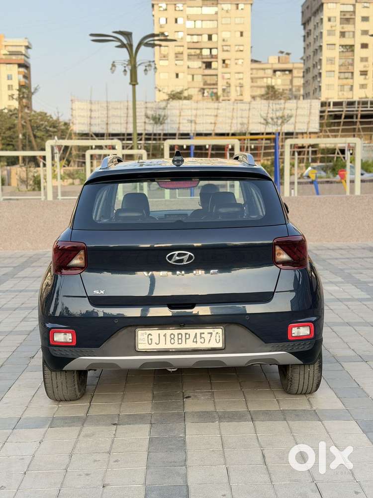 Hyundai Venue Sx Dual Tone Diesel, 2021, Diesel