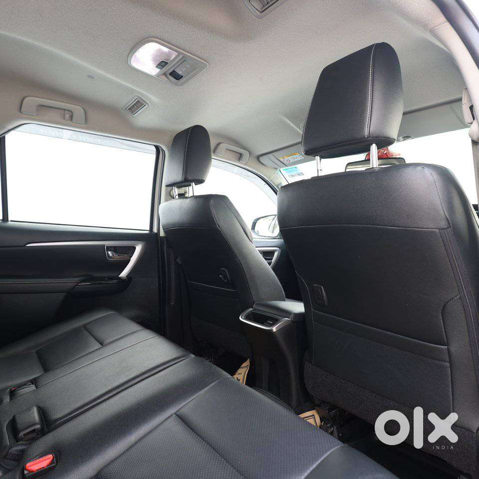 Toyota Fortuner 3.0 4x2 Automatic, 2024, Petrol